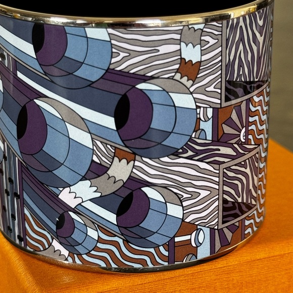 HERMES バングル purple color HERMES バングル purple color Hermes